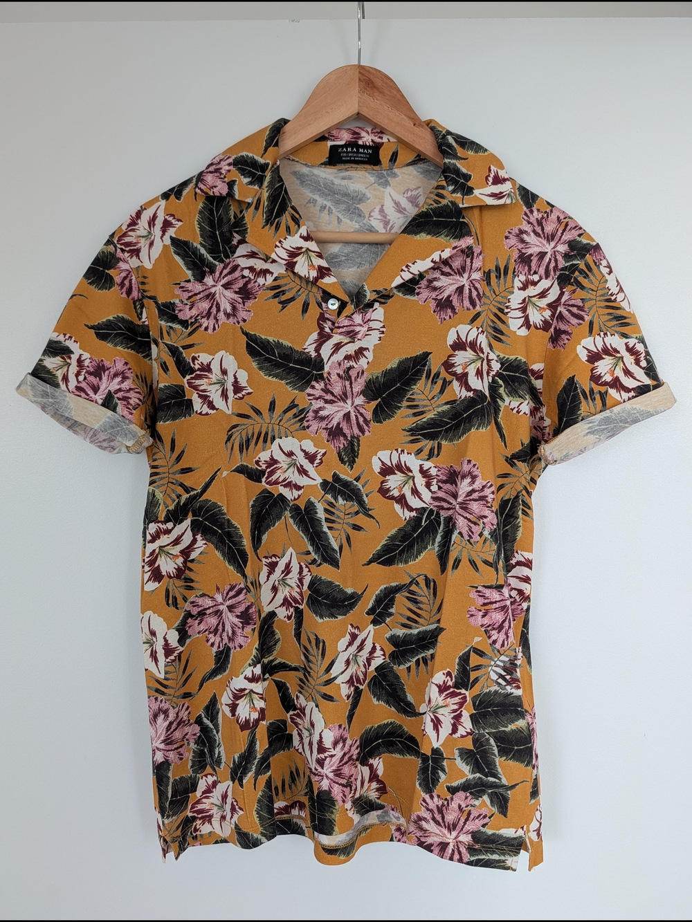 Zara Men Mustard Floral Camp Collar Polo size S